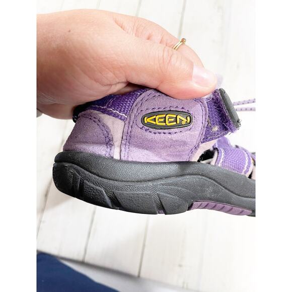 Keen Purple Sandals Washable Youth Size 2 - Picture 5 of 7